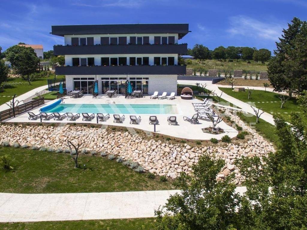 Vila, Prodaja, Nin, Zerava