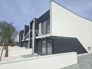 Apartman na moru, Prodaja, Privlaka, Privlaka