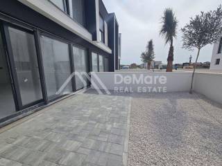 Apartman na moru, Prodaja, Privlaka, Privlaka