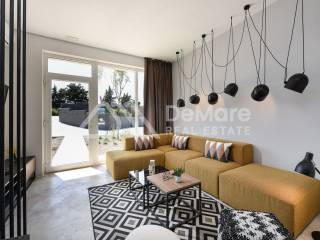 Vila, Prodaja, Nin, Zerava