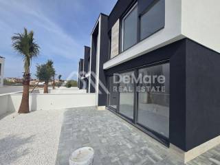 Apartman na moru, Prodaja, Privlaka, Privlaka