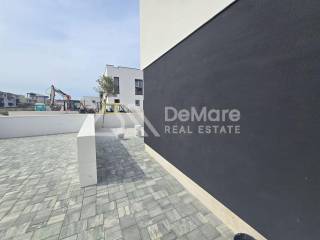 Apartman na moru, Prodaja, Privlaka, Privlaka