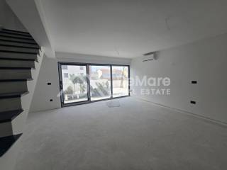 Apartman na moru, Prodaja, Privlaka, Privlaka