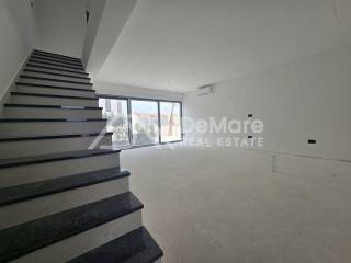 Apartman na moru, Prodaja, Privlaka, Privlaka