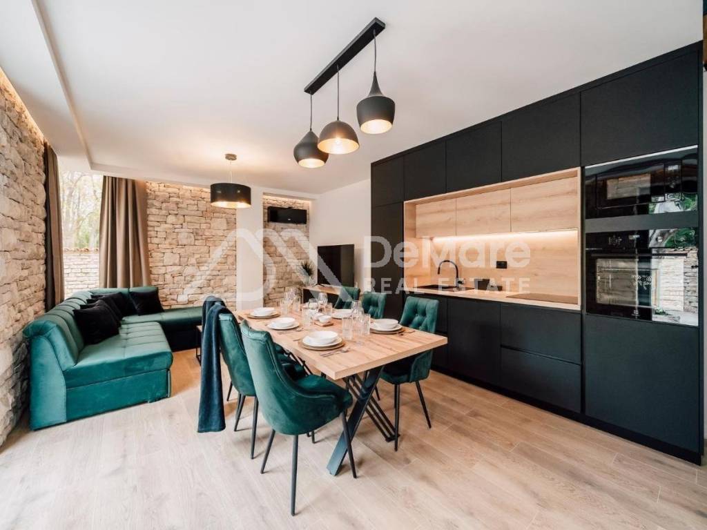 Kamena kuca, Prodaja, Privlaka, Privlaka