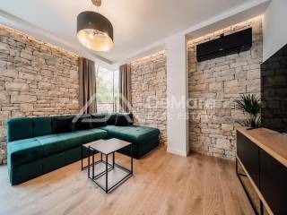 Kamena kuca, Prodaja, Privlaka, Privlaka