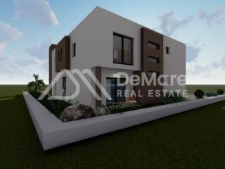 Luksuzna vila, Prodaja, Privlaka, Privlaka