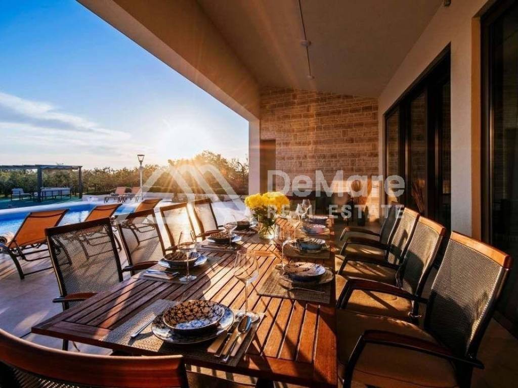 Luksuzna vila, Prodaja, Zemunik donji, Smokovic