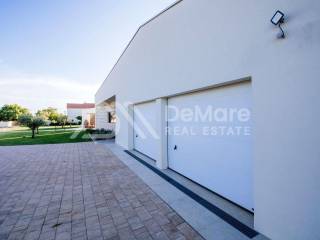 Luksuzna vila, Prodaja, Zemunik donji, Smokovic