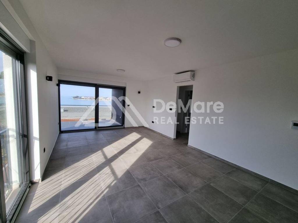 Apartman na moru, Prodaja, Privlaka, Privlaka