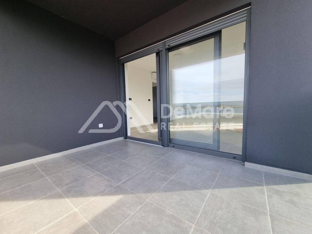 Apartman na moru, Prodaja, Privlaka, Privlaka