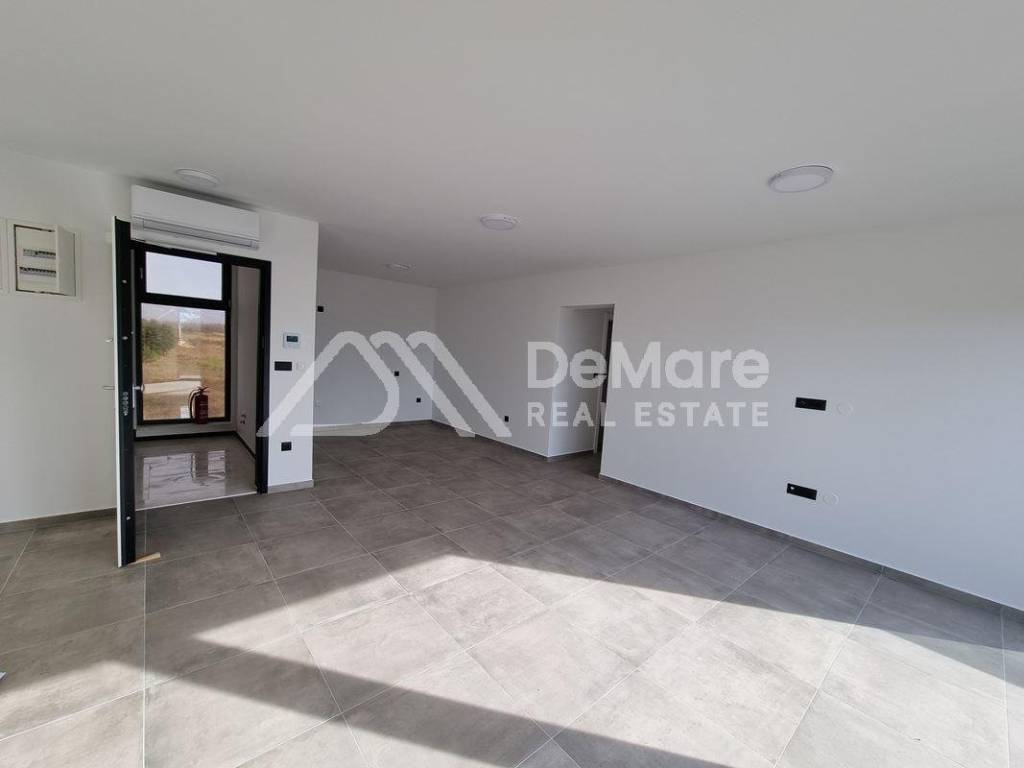 Apartman na moru, Prodaja, Privlaka, Privlaka