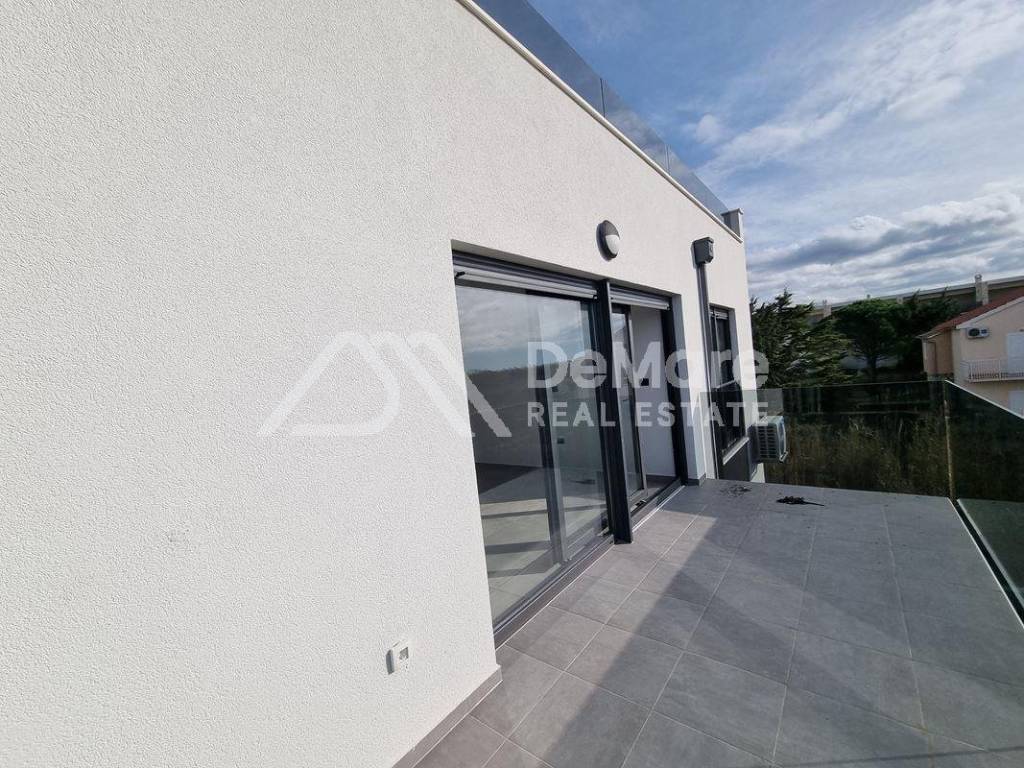 Apartman na moru, Prodaja, Privlaka, Privlaka