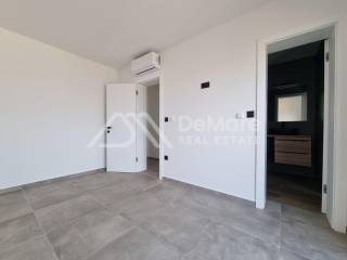 Apartman na moru, Prodaja, Privlaka, Privlaka