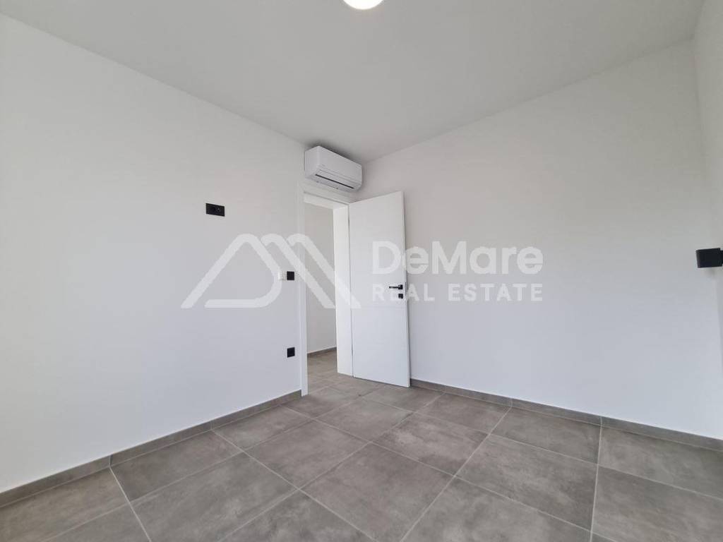 Apartman na moru, Prodaja, Privlaka, Privlaka