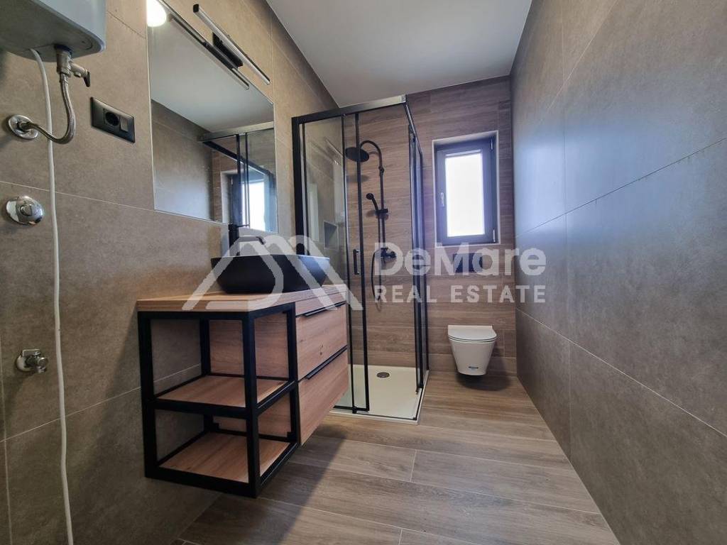 Apartman na moru, Prodaja, Privlaka, Privlaka