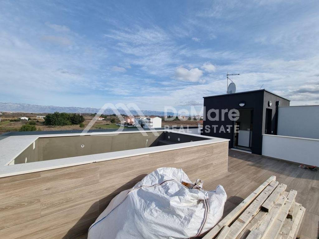 Apartman na moru, Prodaja, Privlaka, Privlaka