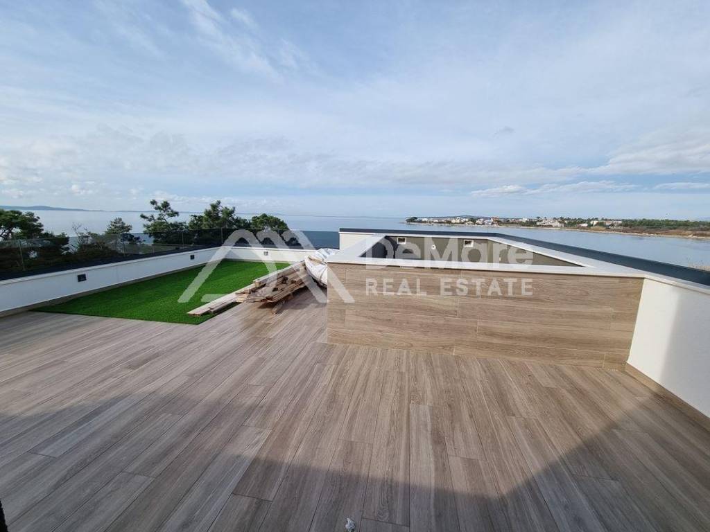 Apartman na moru, Prodaja, Privlaka, Privlaka