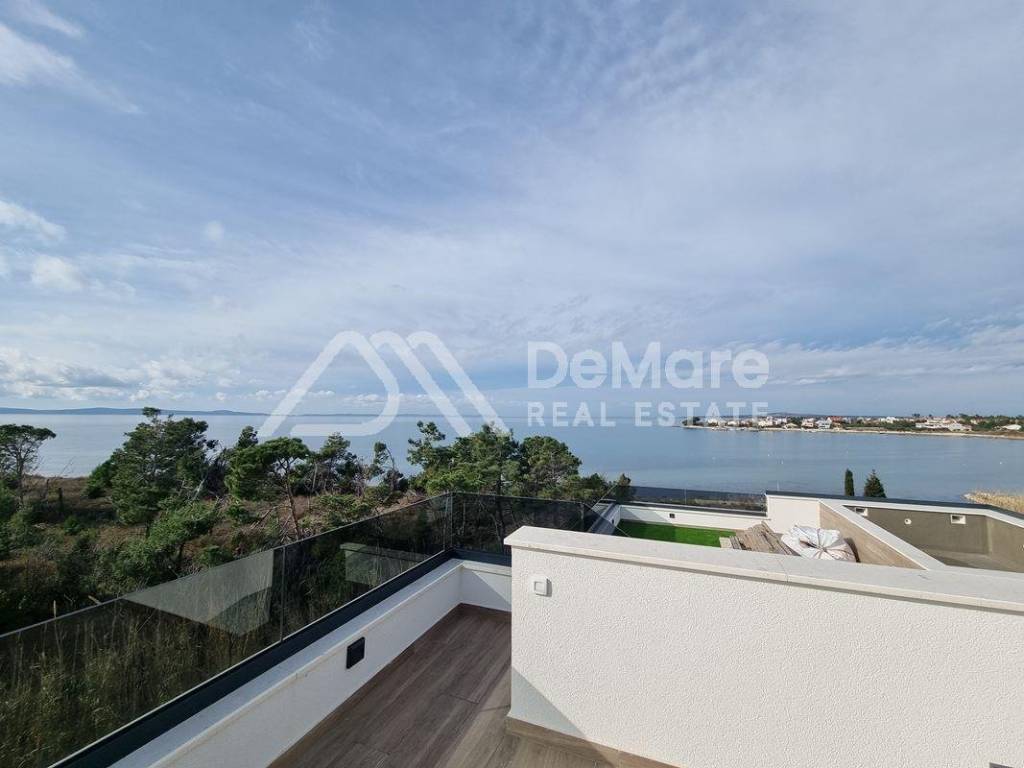 Apartman na moru, Prodaja, Privlaka, Privlaka