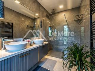 Vila, Prodaja, Privlaka, Privlaka