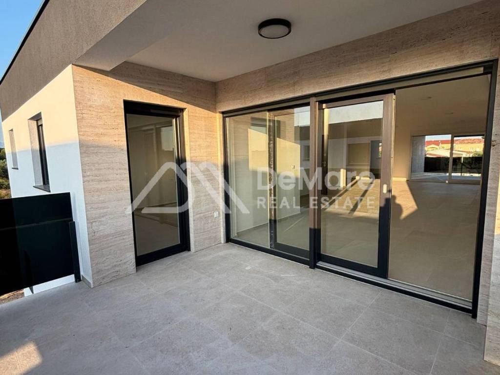 Apartman na moru, Prodaja, Privlaka, Privlaka