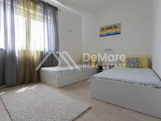 Apartman na moru, Prodaja, Nin, Zaton