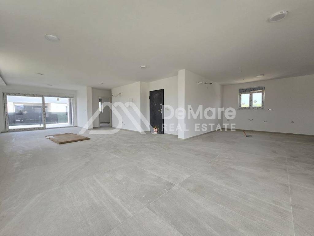 Apartman na moru, Prodaja, Privlaka, Privlaka