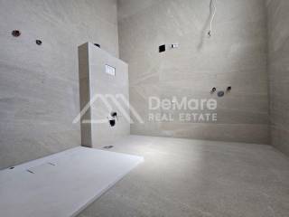 Apartman na moru, Prodaja, Privlaka, Privlaka