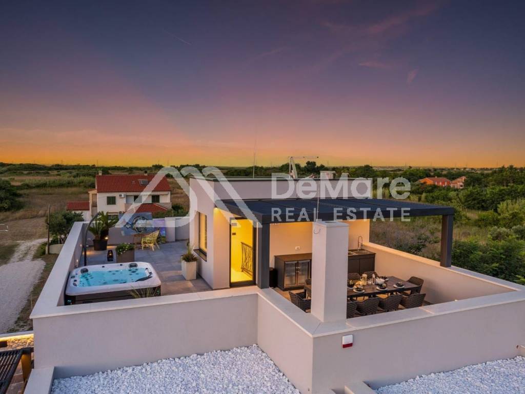 Vila, Prodaja, Privlaka, Privlaka