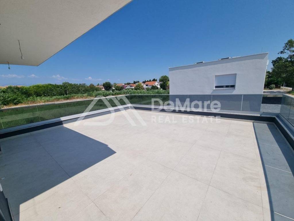 Apartman na moru, Prodaja, Privlaka, Privlaka