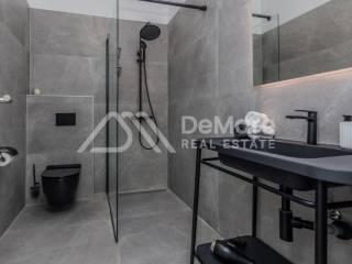 Kuca u nizu, Prodaja, Nin, Zaton