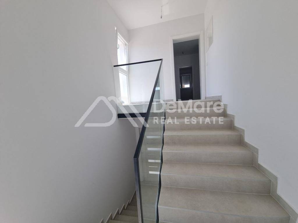 Apartman na moru, Prodaja, Privlaka, Privlaka