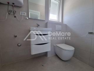 Apartman na moru, Prodaja, Privlaka, Privlaka