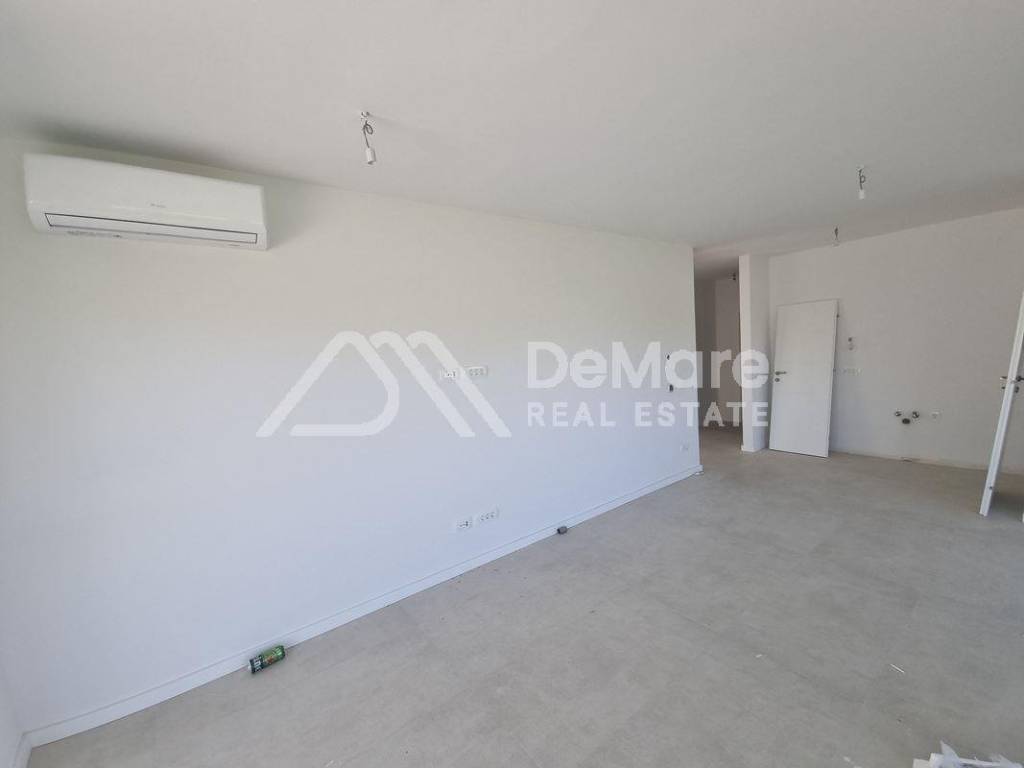 Apartman na moru, Prodaja, Privlaka, Privlaka