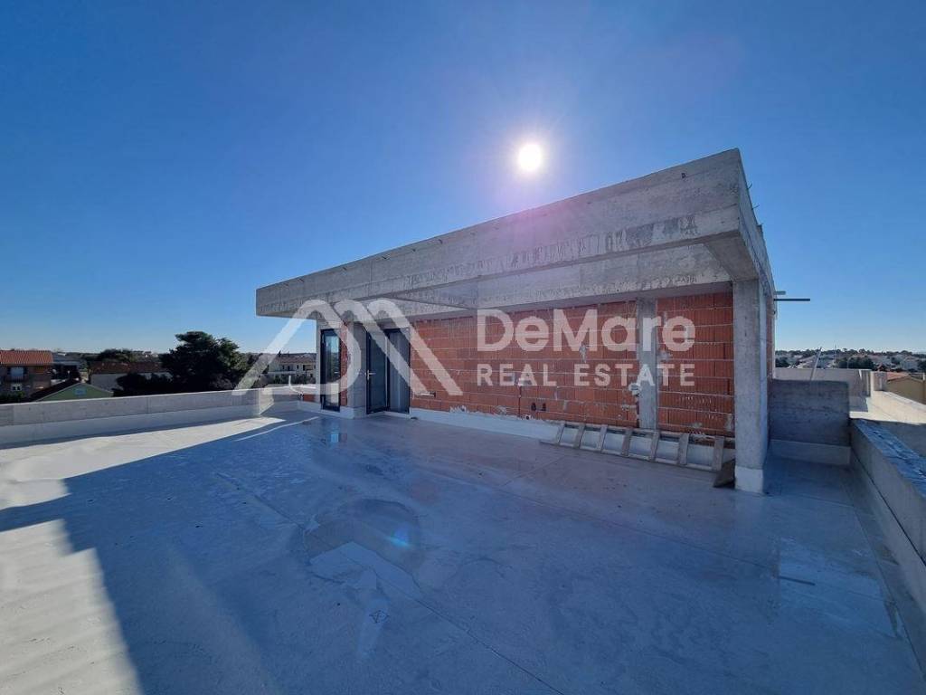 Luksuzni apartman, Prodaja, Nin, Zaton