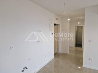 Luksuzni apartman, Prodaja, Privlaka, Privlaka