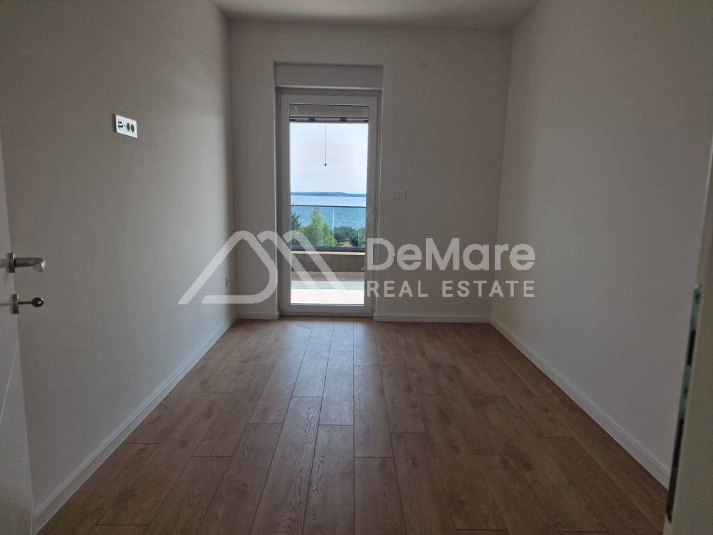 Luksuzni apartman, Prodaja, Privlaka, Privlaka