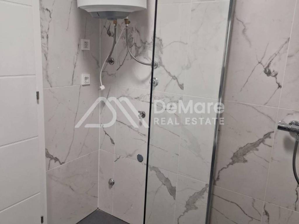 Luksuzni apartman, Prodaja, Privlaka, Privlaka