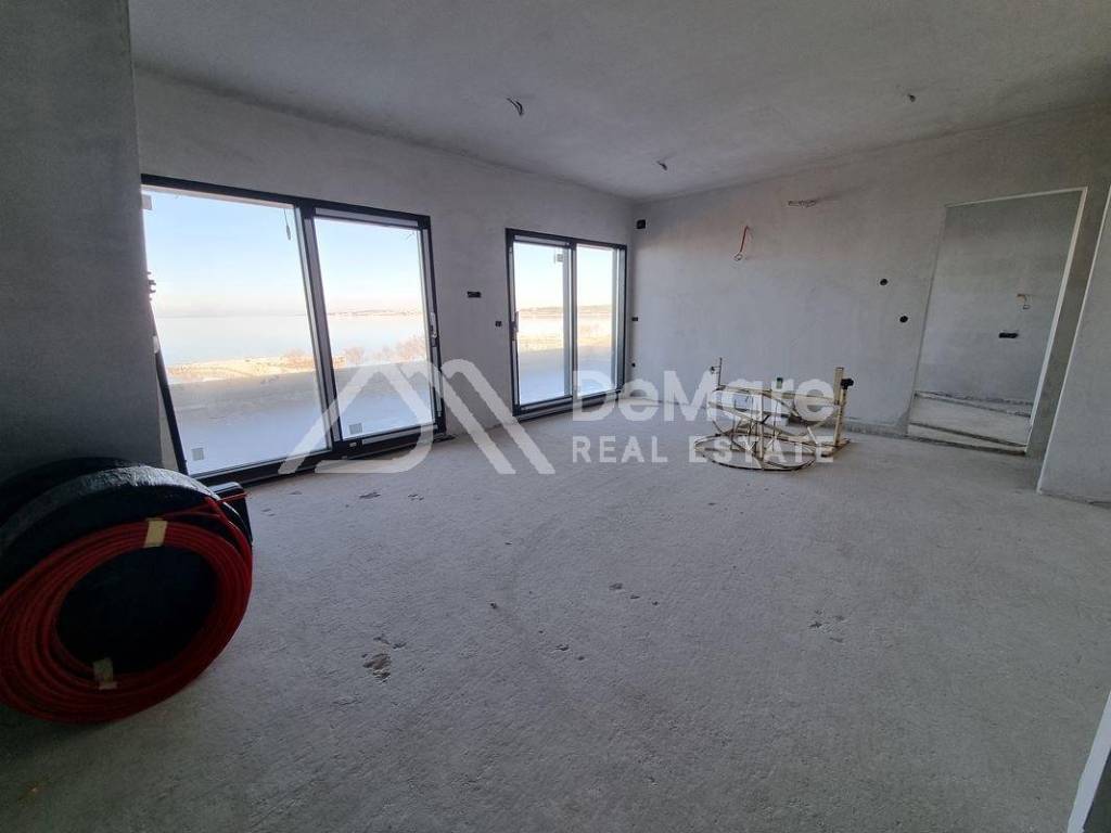 Luksuzni apartman, Prodaja, Nin, Zaton