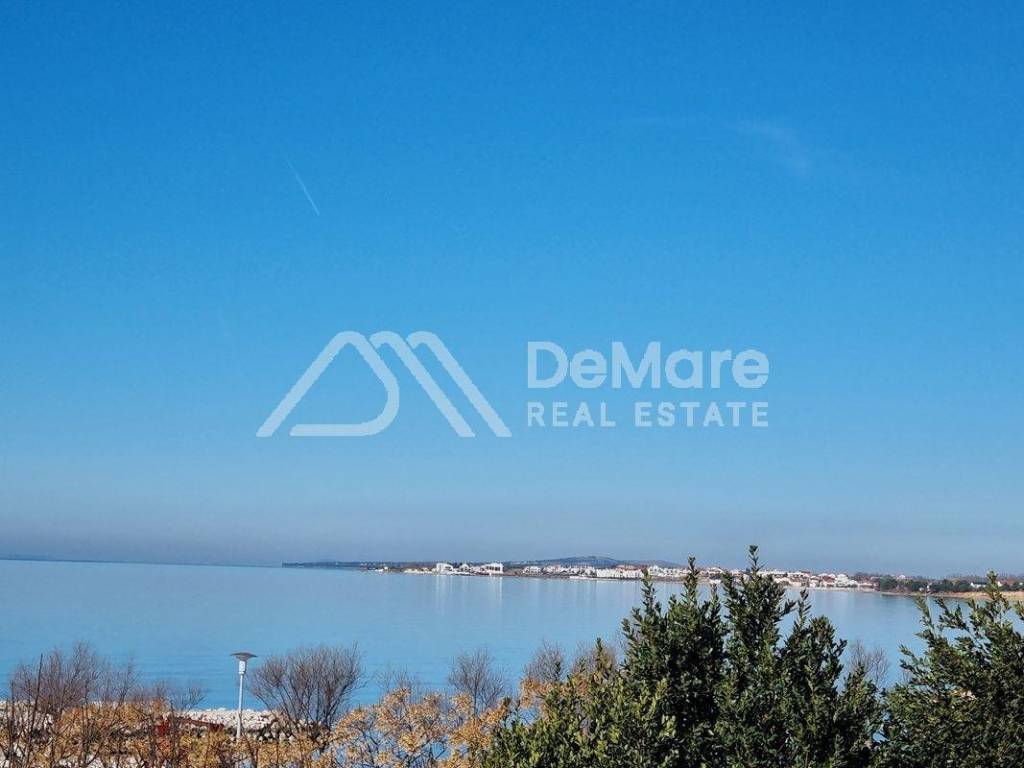 Stan u urbanoj vili, Prodaja, Nin, Zaton