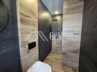 Luksuzna vila, Prodaja, Privlaka, Privlaka