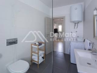 Apartman na moru, Prodaja, Nin, Zaton