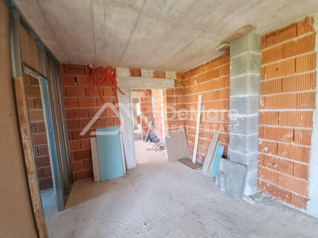 Apartman na moru, Prodaja, Privlaka, Privlaka