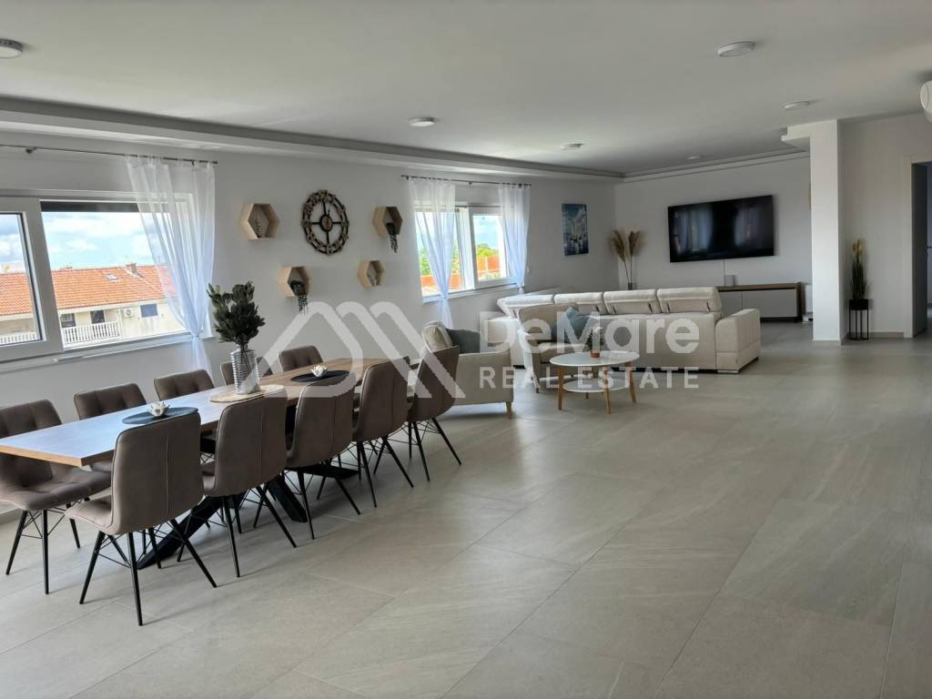 Apartman na moru, Prodaja, Privlaka, Privlaka