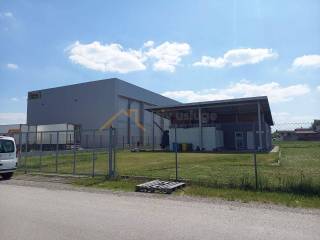 Hala, Najam, Dugo Selo, Dugo Selo - Centar