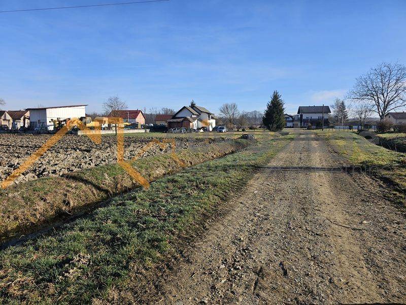 Gradjevinsko stambeno zemljiste, Prodaja, Brckovljani, Gornja Greda