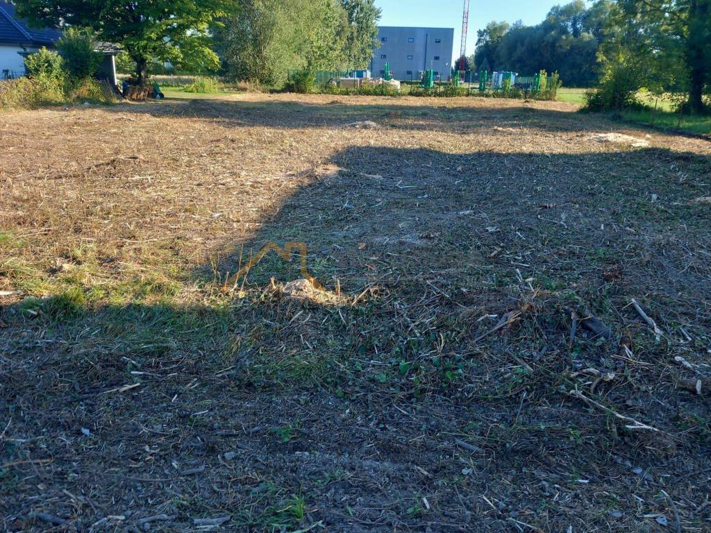 Gradjevinsko stambeno zemljiste, Prodaja, Ivanic-grad, Centar