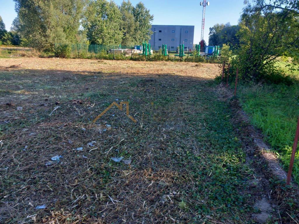 Gradjevinsko stambeno zemljiste, Prodaja, Ivanic-grad, Centar