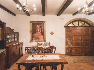 Stambeno poslovni objekt, Prodaja, Knezevi vinogradi, Karanac