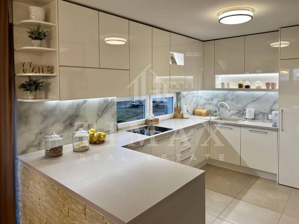 Stan u zgradi, Prodaja, Zagreb, Maksimir